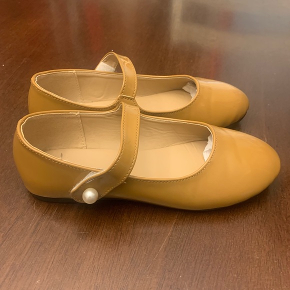 Funky Monkey Girls Special Occasion, Velcro Closure, Mary Jane Type Shoe - Picture 2 of 10